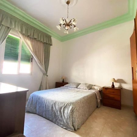 La Malvarrosa Beach Rooms In Shared Apartment バレンシア エクステリア 写真
