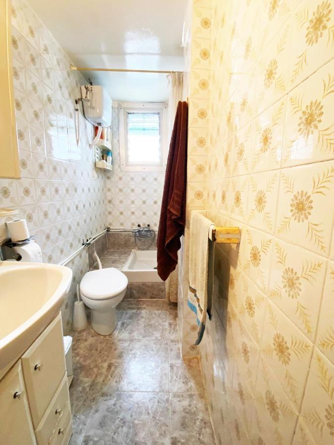 La Malvarrosa Beach Rooms In Shared Apartment バレンシア エクステリア 写真
